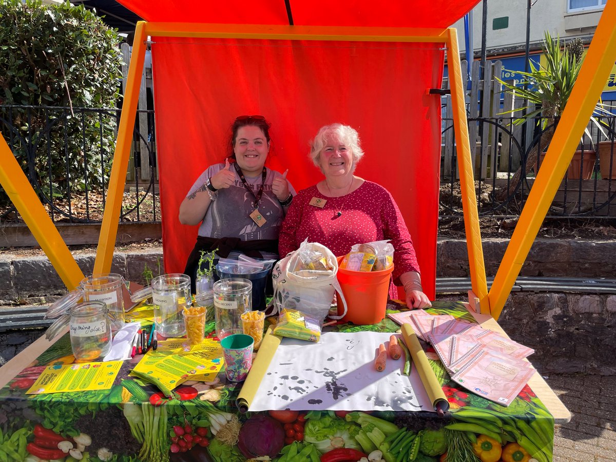 Beautiful weather today for our @foodsequal Plymouth stall at Whitleigh Big Local Market! @DrCPettingerRD @foodplymouth @HJGardiner