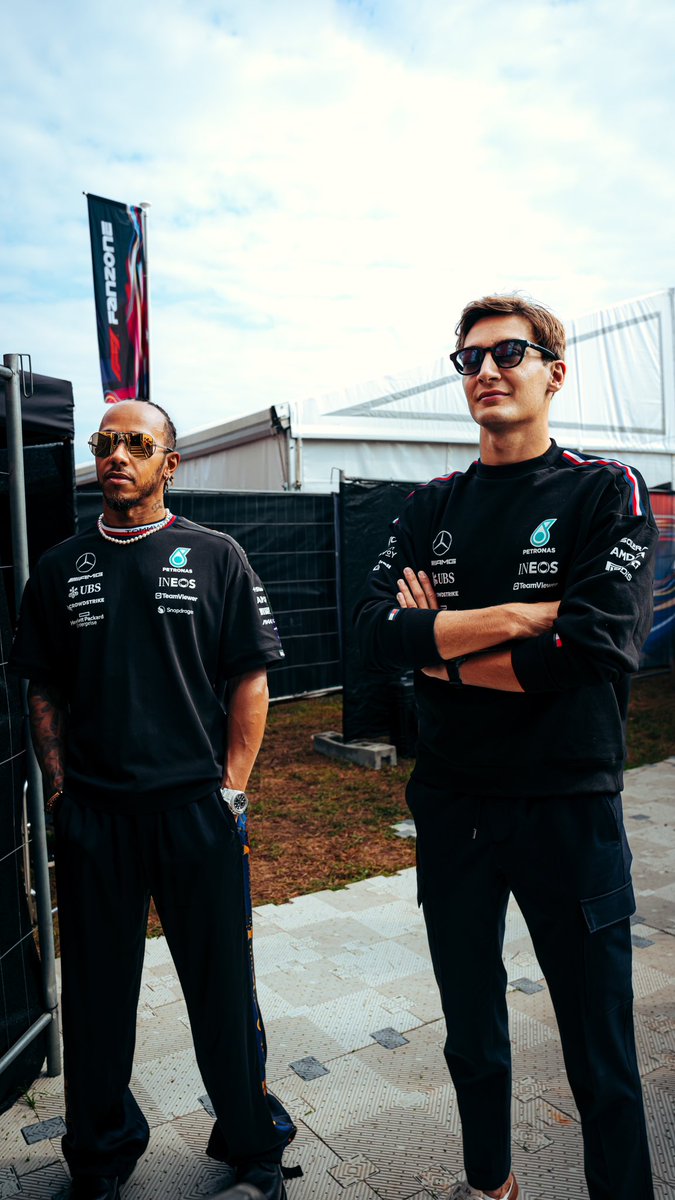 MercedesAMGF1's tweet photo. In Italy we call them Luigi Hamilton and Giorgio Russelli. 💚🤍❤️ https://t.co/IvFM7wVAbZ