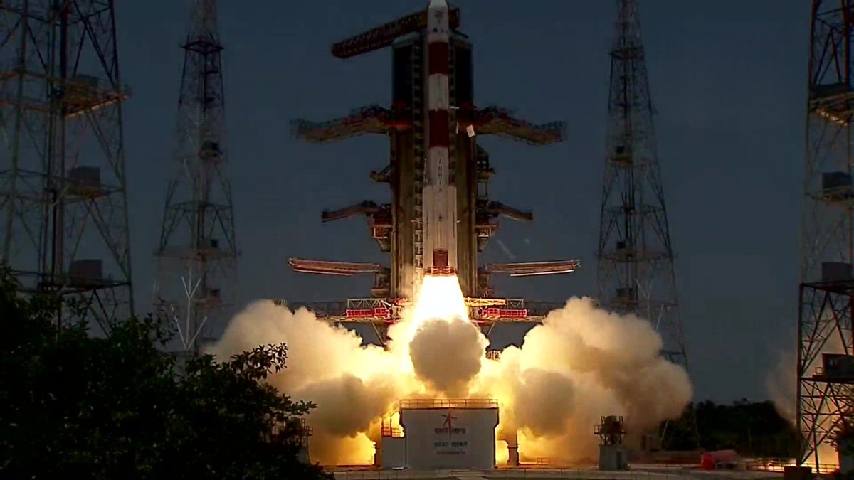 Greenindia47's tweet photo. #AdityaL1Launch
Mission moon ✅
Mission Sun ☀️ on the way. 

Jai shree ram 
Jai shree krishna

🖤💙❤
🇮🇳 https://t.co/eSiX4cR1k9