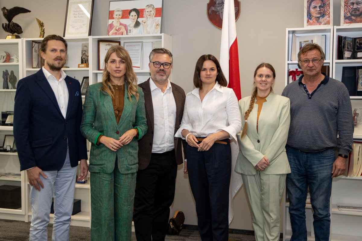 Tsihanouskaya's tweet photo. Yesterday, I met with ABBA, BEROC &amp; Imaguru Startup Hub in Vilnius. We discussed ways to help private Belarusian businesses solve challenges both abroad &amp; within Belarus. I admire the resilience of Belarusians who continue to build successful businesses despite all obstacles. https://t.co/pWAPXvgyyj