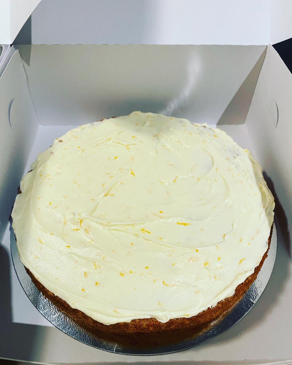 cake_dame's tweet photo. Early morning collection …
#Coffee&Walnut
#FlourlessOrange .
#Fullcake Orders .
#CakeToGo . https://t.co/8Gi9lqERTA