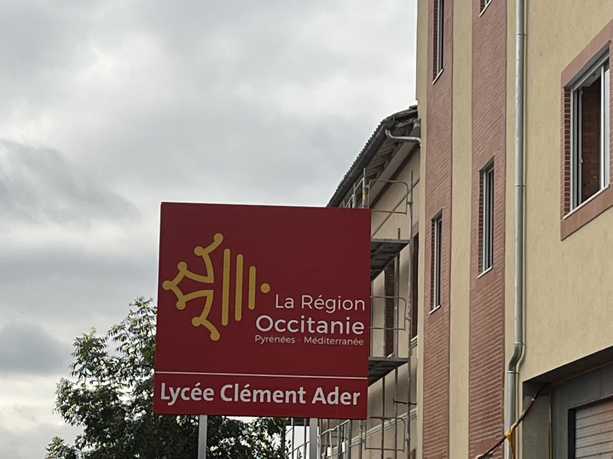 LPADERSamatan's tweet photo. Rentrée 2023 LP Clement Ader en avant vers l’innovation et le bien être des élèves rénovation internat @Occitanie et investissement @CFAAcademieTlse @URobotsAPAC  merci pour vos actions au service de nos élèves et enseignants @actoulouse @dsden_32 @farid_djemmal @AderSamatan https://t.co/aeeuEF8d5Q