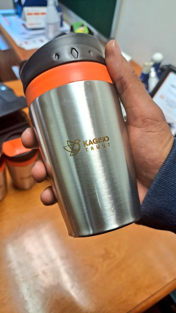 TheRealConza's tweet image. We specialize in Corporate Gifts, Promotional Products, PPE and Branding Solutions. 
Get in touch with us:
011 568 4593 Info@crmenterprise.co.za crmenterprise.co.za 
Be part of our journey as we celebrate 5 years of excellent service and quick turnaround times ✨️❤️ #DJSBU