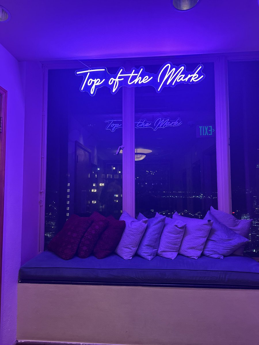 Rtist_One's tweet image. 🍸 🌝