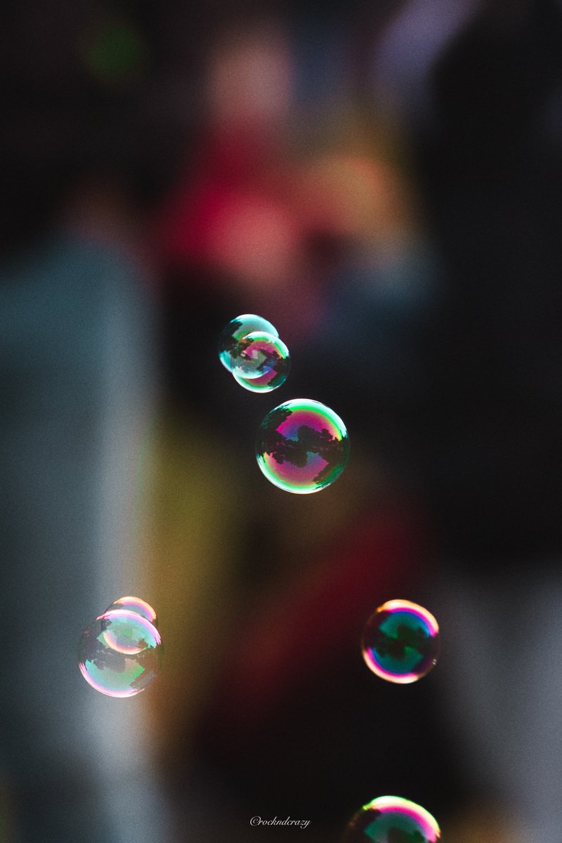 rockndcrazy's tweet photo. Douceur et légèreté 🫧
📸 Amiens 
.
.
.
.
.
#amiens #picardie #hautsdefrance #france #bulles #hello_france #super_france #enfant #enfance #smile #photo_ #photo_travelers #jpeg #raw #jouet #chill #childrenillustration #beautiful_world #mag_mobileartgroup #magic #magique https://t.co/G7RDg1QQ09