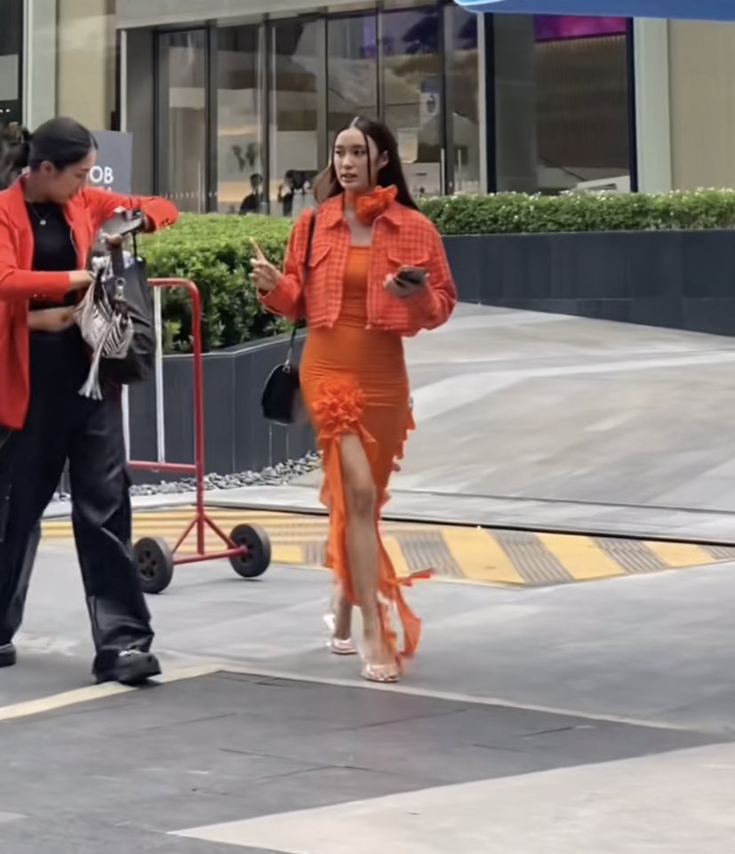 Babybabe199's tweet photo. คนสวยขา สวยตะโกนนน 🧡🥳 ปังสุดๆฮ็อตสุดๆ ❤️‍🔥
 #เก๋ไก๋สไลเดอร์ #เก๋ไก๋ #kritda #majungx https://t.co/Tu52Z7xpOq