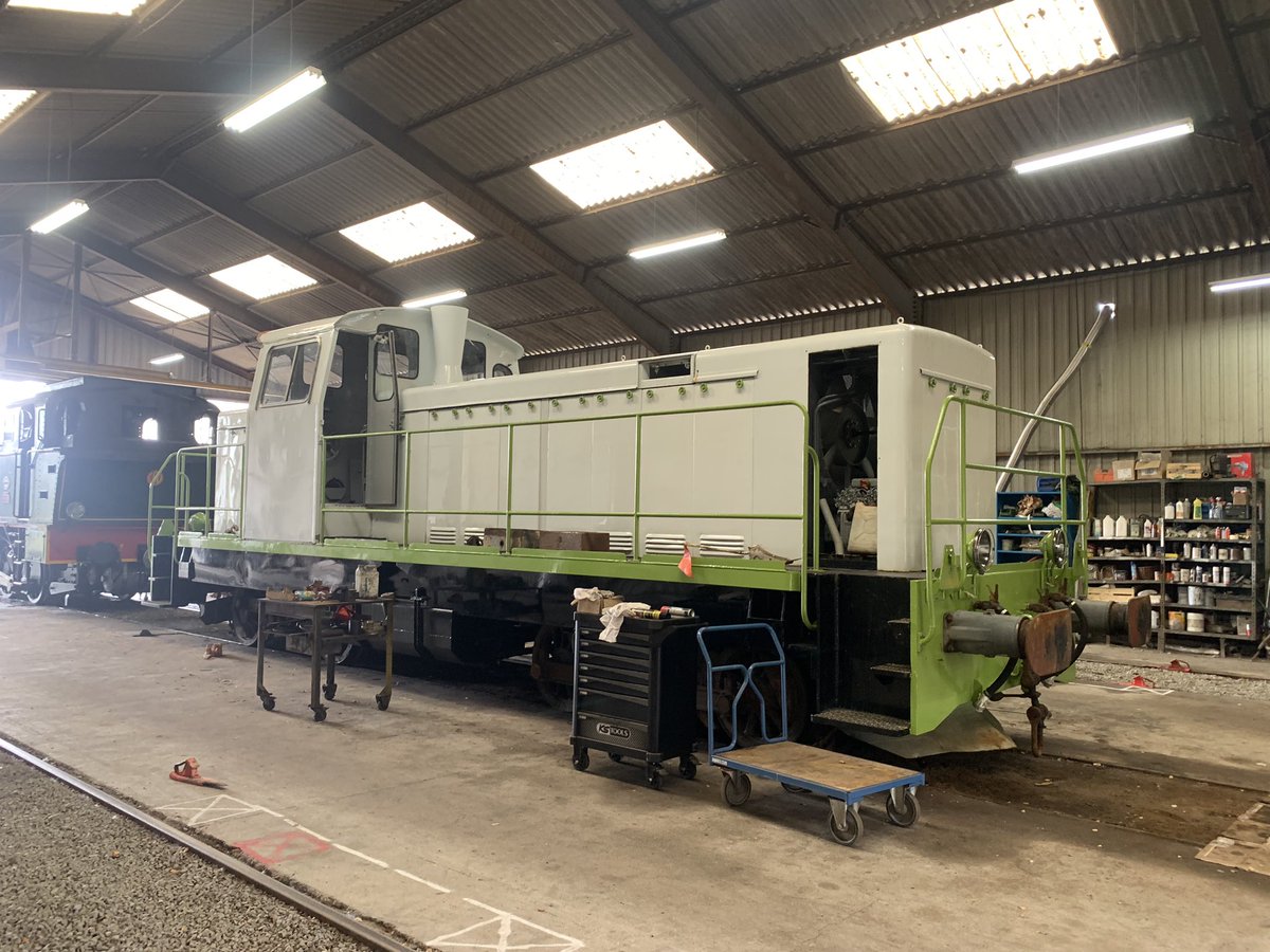 Un mois d’août signé 71000 !
Les essais en ligne du BB71018 ont été concluants. L’engin va rentrer en service d’ici quelques jours après sa rénovation !
Son jumeau, le 71015, vient donc de prendre sa place dans l’atelier pour, lui aussi, être remis en service !
#train #patrimoine