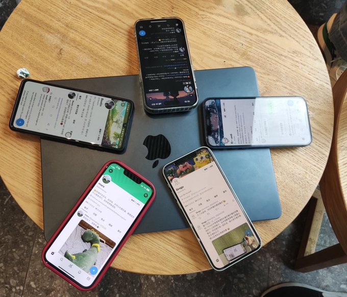 tweet-media