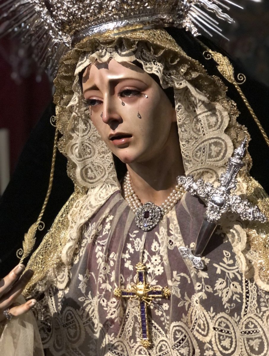 📖 "La Virgen María es la madre de Jesús, pero también es la madre de todos los hombres y mujeres del mundo" ✒️ Jerónimo Usero

Hoy es Sábado, Día de Maria.

Maria Santísima de la Concepción, ruega todos por nosotros

#DiadeMaria
#ConcepcióndeSantiago
#PenasDeSantiago 🔴⚫