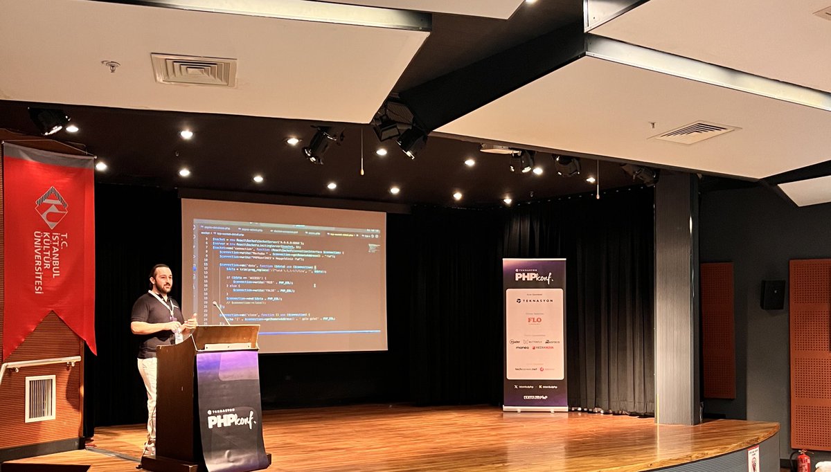 Platin sponsorumuz @Medianova_CDN 'de Senior PHP Developer olarak çalışan @kursadaltan, 'PHP ile TCP Soket ve Asenkron Uygulamalar Geliştirme' sunumu ile Salon 2'de deneyimlerini paylaşıyor! 🎉

#PHPKonf #PHP