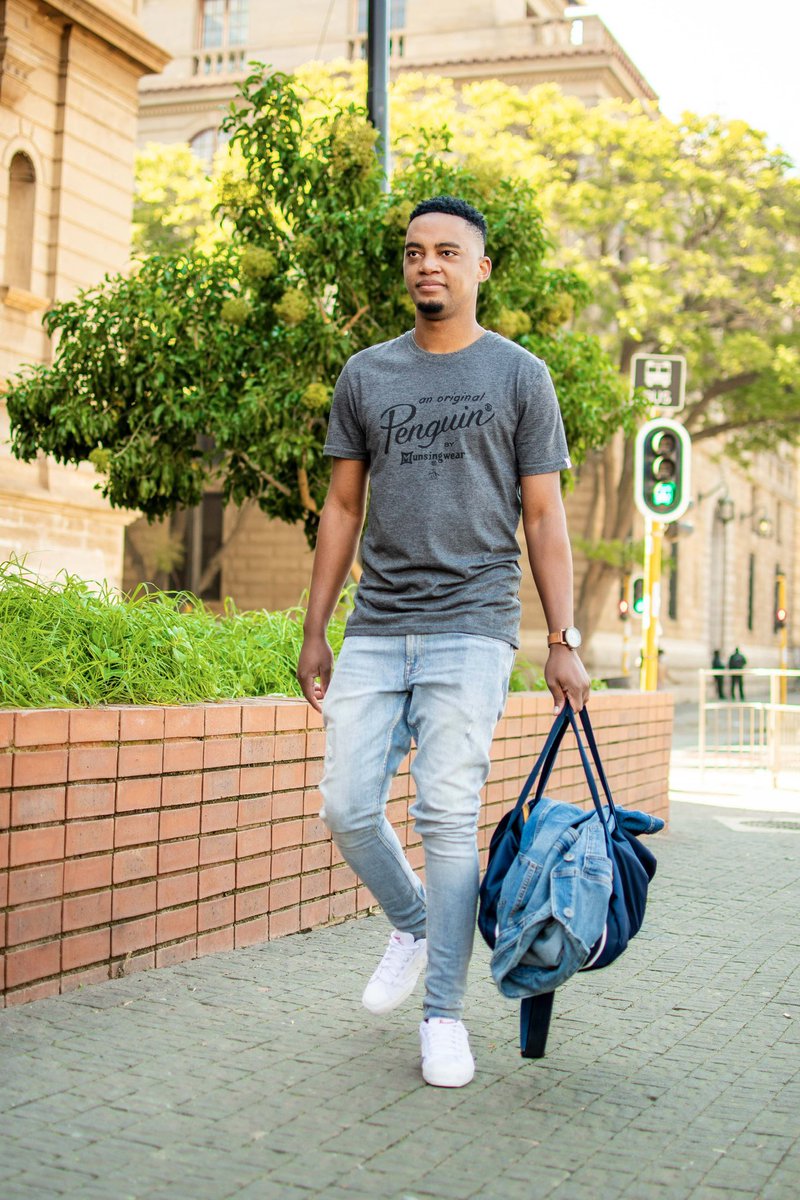 Fred MonkSa tweet media