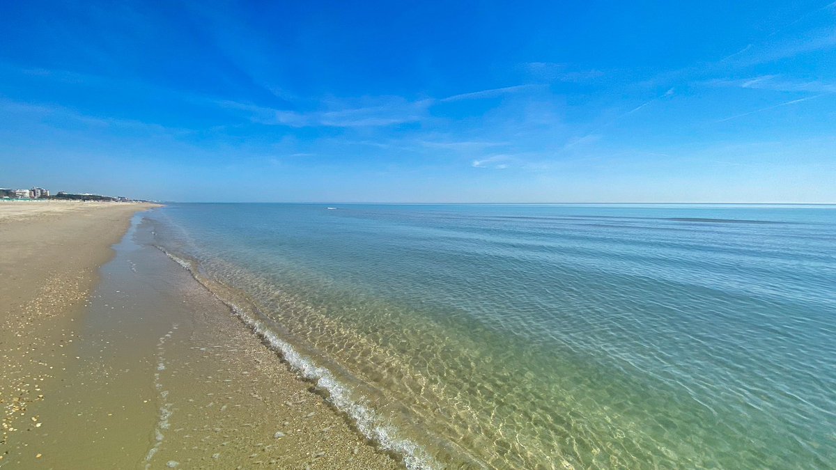 C’è una cura miracolosa per quei giorni malinconici di inizio settembre…
(Dedicato a chi ama il mare💙)
