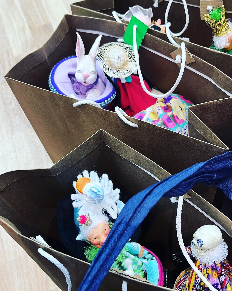 We just took charge of these beautifully hand crafted puppets made by artist Lilian Nuevo. We can't wait to see the children playing with them and creating new stories #puppets #adoption #ADOPTION #children #childrenincare #playtherapy