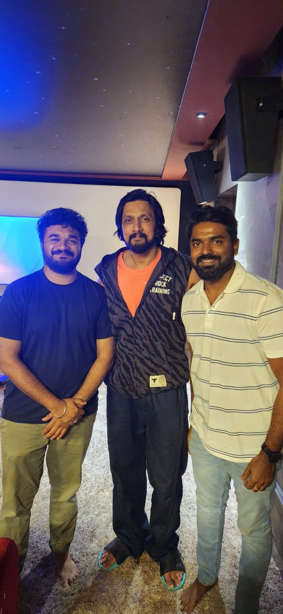 Sreeganesh_dir's tweet photo. Happy birthday @KicchaSudeep sir .I’m very much excited about #max and specially waiting for your directorial #kk @KRG_Connects  
Thanks for your unconditional support and love ❤️.. https://t.co/1lKamADLm3