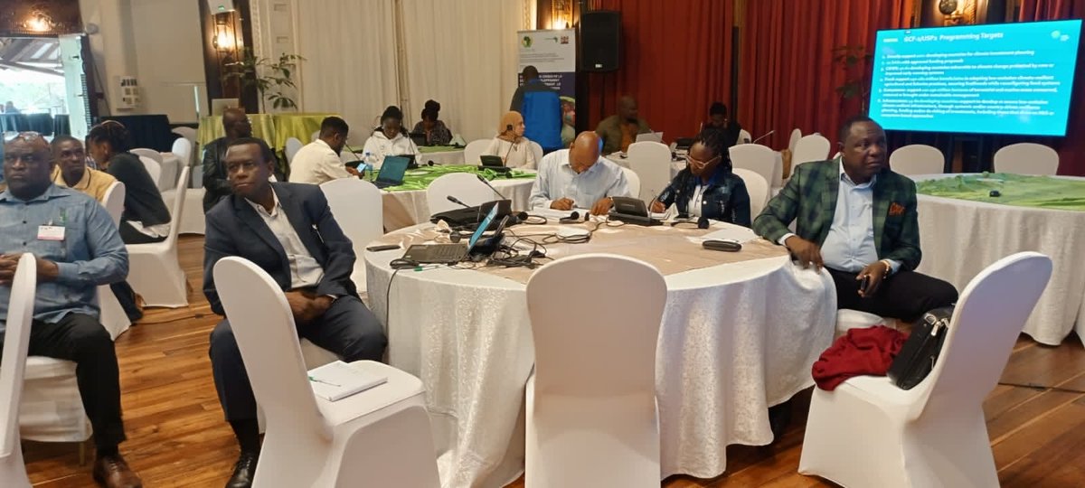 ASBELKEMBOI7's tweet photo. Collaboration among African nations is crucial for addressing common challenges and advancing development. @PACJA1 @JosefaSacko @mithika_mwenda @AUC_MoussaFaki @_AfricanUnion @AfrikParliament @ECA @AfDB_Group @antonioguterres @UNFCCC @UN @AfClimateSummit @WilliamsRuto

#CCDA2023 https://t.co/rw7axcvI8P