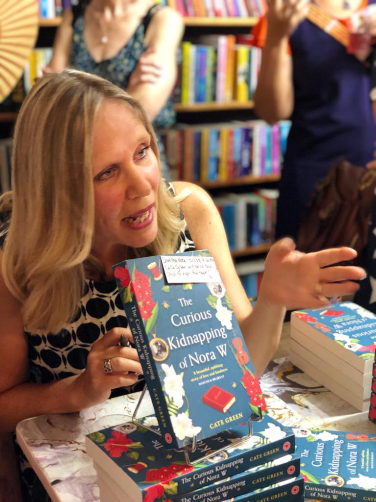 saracategreen's tweet photo. Such a great evening at The Damn Fine Bookstore, my local English language #bookshop in #Lyon. There was honey cake and vodka as befits #NoraW and lots of people (including my 3 daughters). 45 books, all sold out in less than 2 hours 🎉🎉
#BookTwitter https://t.co/d8ScSVWoYG