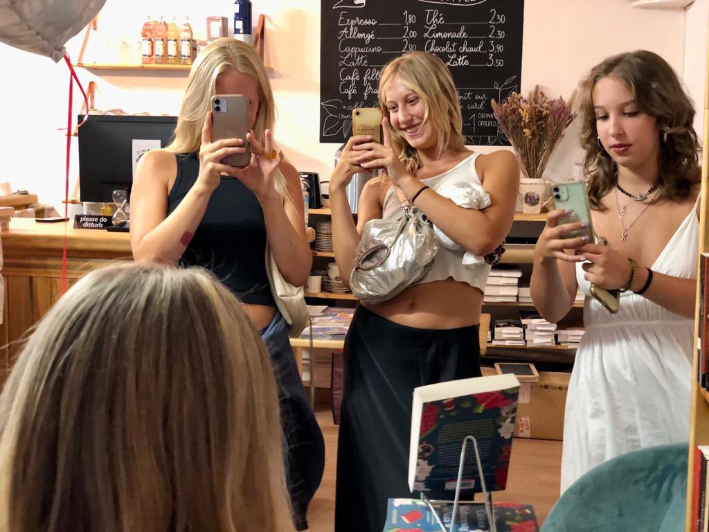 saracategreen's tweet photo. Such a great evening at The Damn Fine Bookstore, my local English language #bookshop in #Lyon. There was honey cake and vodka as befits #NoraW and lots of people (including my 3 daughters). 45 books, all sold out in less than 2 hours 🎉🎉
#BookTwitter https://t.co/d8ScSVWoYG