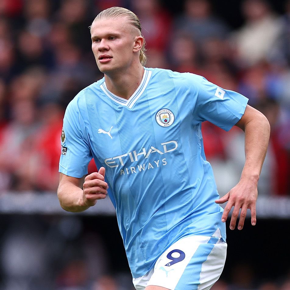 LABELMENSWEAR's tweet image. If Erling Haaland scores first vs Fulham today, we’ll giveaway a C.P. Company goggle jacket in a size of your choice worth £525! 💙

Retweet &amp;amp; follow @LabelMenswear to enter