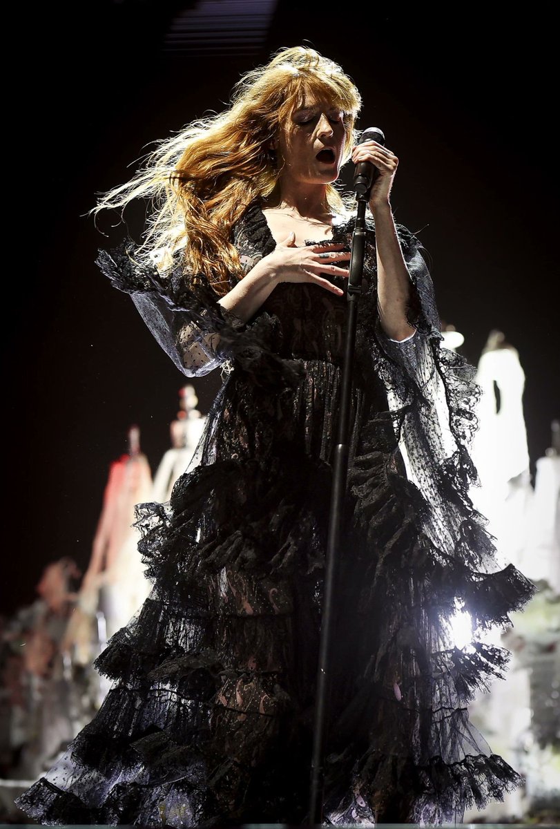 florence welch archive tweet media