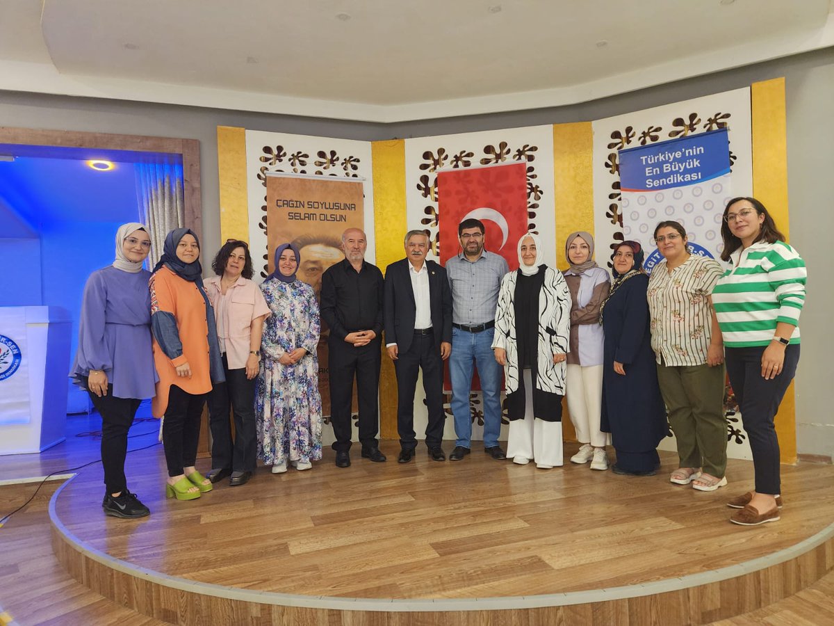 EBSKonya2's tweet photo. Kalbimizin mutmain olduğu tek şey var. "Biz Rabbimizin razı olacağı şeylerden başkasını söylemeyiz." 

Başkanımızın yolu açık olsun. Sizi yürekten seviyoruz.
@SENOLMETIN_42
#EBSKonya2 https://t.co/PKNOEOf7lW
