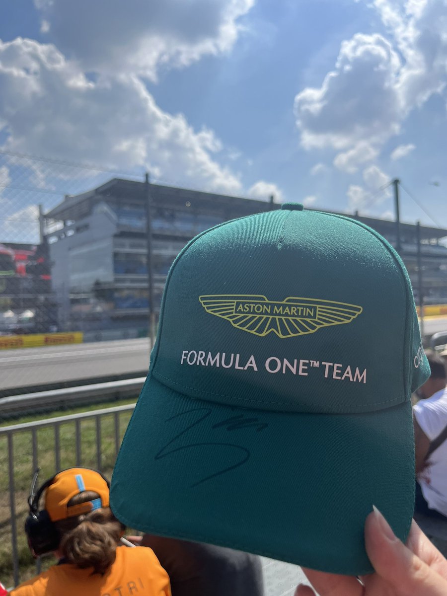 _mafalda01_'s tweet photo. O upgrade de milhões 🤌🏼

Obrigada!! 💚 @_winway @lance_stroll 

#trackTV #ItalianGP #AMF1 @F1 https://t.co/SKEbAeMGct