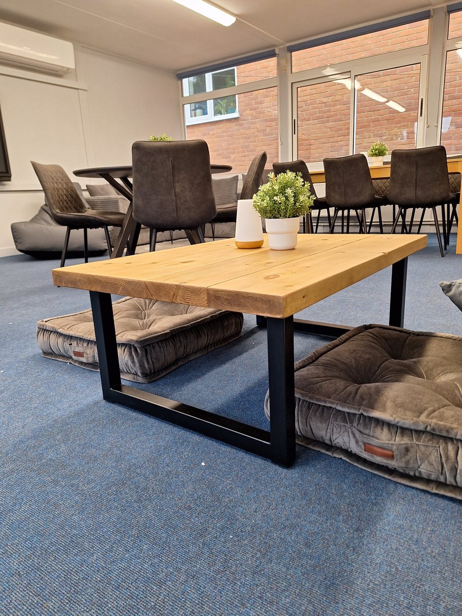 Shahana_tpc's tweet image. I just finished installing some therapeutic classrooms for year 3-4. In every room I create I add flexible seating areas that are cosy. These might be sofas, arm chairs, floor seating or beanbags and they are designed to be used as part of the learning space not as add ons!