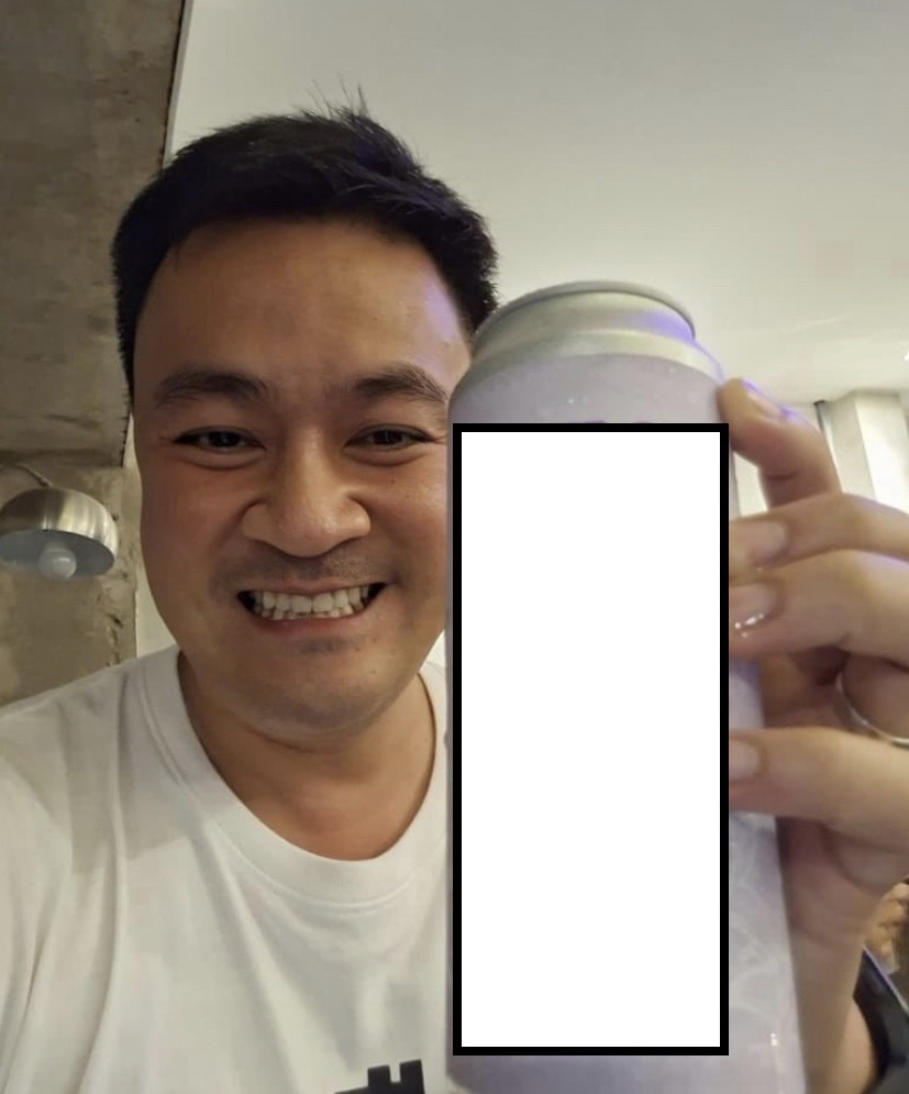 ThaiEnquirer's tweet photo. First Deputy House Speaker Padipat Suntiphada was fined 50,000 baht for posting a photo of himself holding a craft beer can on his social media pages.

The Phitsanulok Provincial Public Health Office said he violated the law, which prohibits the advertising of alcoholic beverages. This offense carries a potential jail sentence of up to one year or a fine of no more than 500,000 baht, or both.

#Thailand #ปดิพัทธ์ #ปดิพัทธ์สันติภาดา #พระราชบัญญัติควบคุมเครื่องดื่มแอลกอฮอล์ #พรบควบคุมเครื่องดื่มแอลกอฮอล์