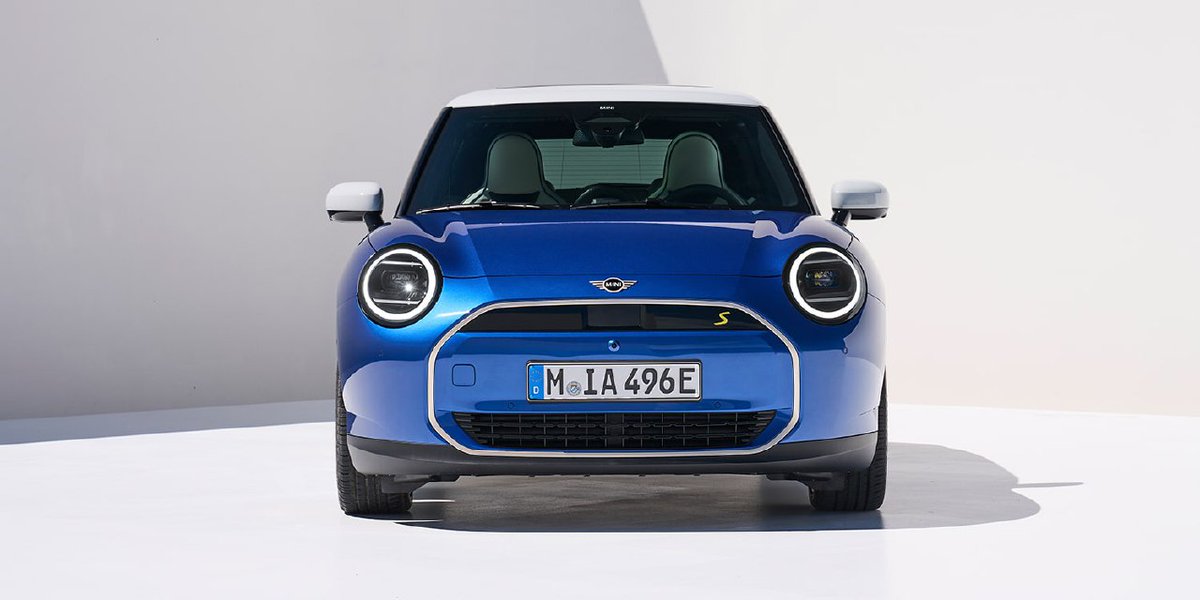 Dominik1409's tweet photo. Der neue #MINICooperE und #SE ist offiziell mit allen nötigen Specs. 

Und ohne zu viel wegzunehmen. Wer sich jetzt noch den #ORAFunkyCat für den Preis kauft. Mhhh also der Mini ist günstiger und wirkt viel besser. Hoffentlich wird GWM den Preis senken für den Ora. https://t.co/OKPImyb1gB