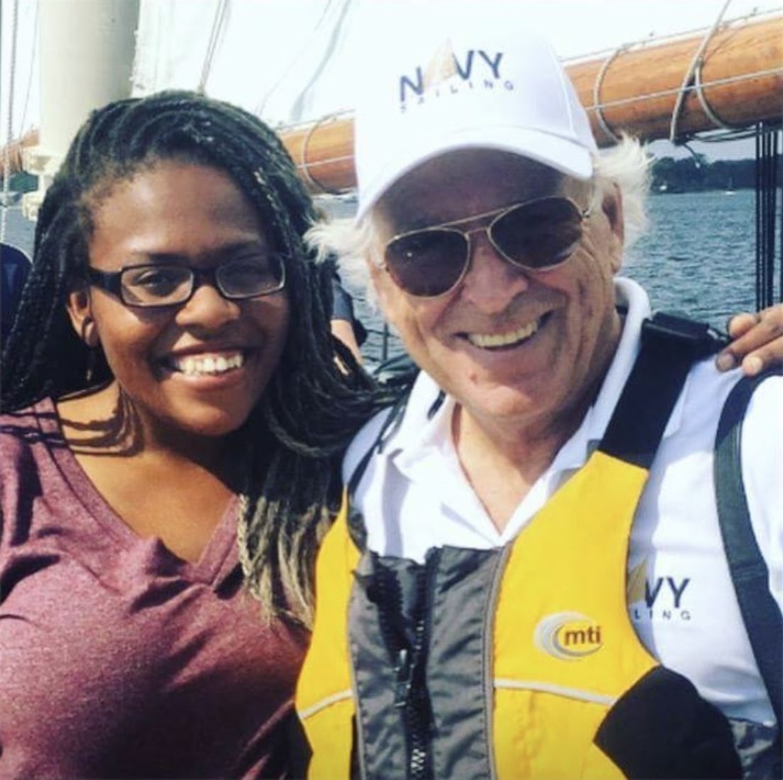 My friend 💖 His lil sailboat was passing ours and I said “hi I’m Tasha” and he said “hi I’m Jimmy.” He came aboard, spent the whole day on our schooner learning the ropes and telling us jokes. Then, treated us to dinner. Rest easy, Jimmy Buffett.