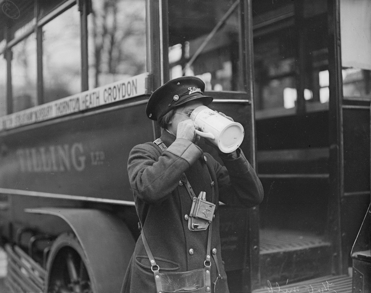 OnRegiment's tweet photo. #GameDay Regiment are on the buses today. #TrainStrike @RMTunion @ASLEFunion ✊ #UpTheWorkers #SaveOurTicketOffices https://t.co/1xIlZVoF8t