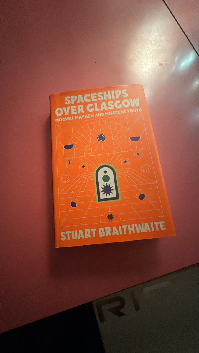 PinacoladaNZ's tweet photo. @nothingelseon Great review. Oddly enough the review Keith Cameron has just turned up in the new Mogwai book I’m reading RN! #spooky https://t.co/Xwa66o9GBQ