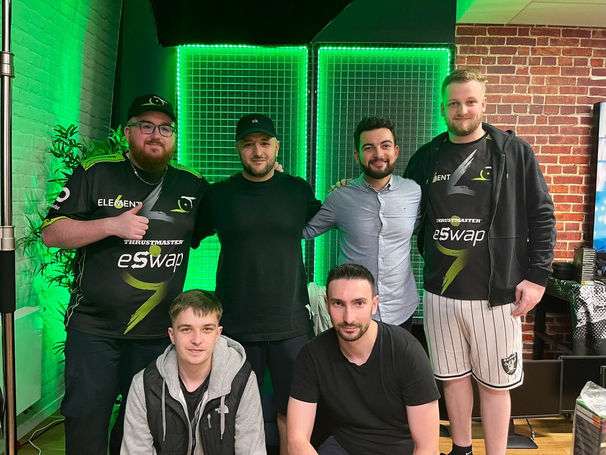 Element6_GG's tweet photo. Many thanks to @TMThrustmaster. 

Your unwavering support and thoughtful approach during our bootcamp went above and beyond. 💚

Not only did you make Element 6 ready for champs, but you also ensured our fans/ community had an unforgettable experience with giveaways and the community tournament. 

We’re now fully equipped and ready for champs @PlayApexEsports 🚀