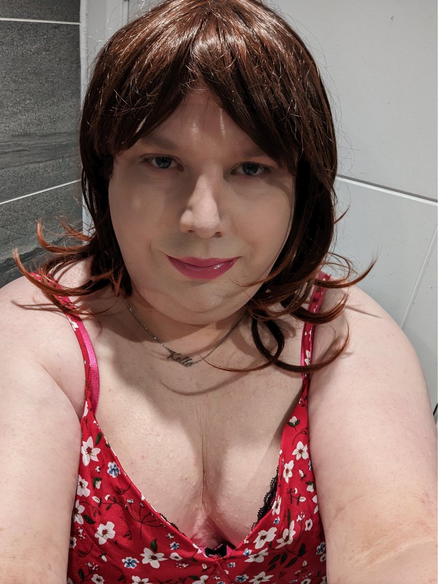 KelliUK's tweet photo. With #locktober coming soon let's make #sphseptember more interesting. For every RT this post gets my #keyholder will add 1 day to the start of #loctober. If we go over the time left in September then November is on too! #sissy #chastity #slut #exposedsissy #humiliation #sph https://t.co/MIo6EnWwid