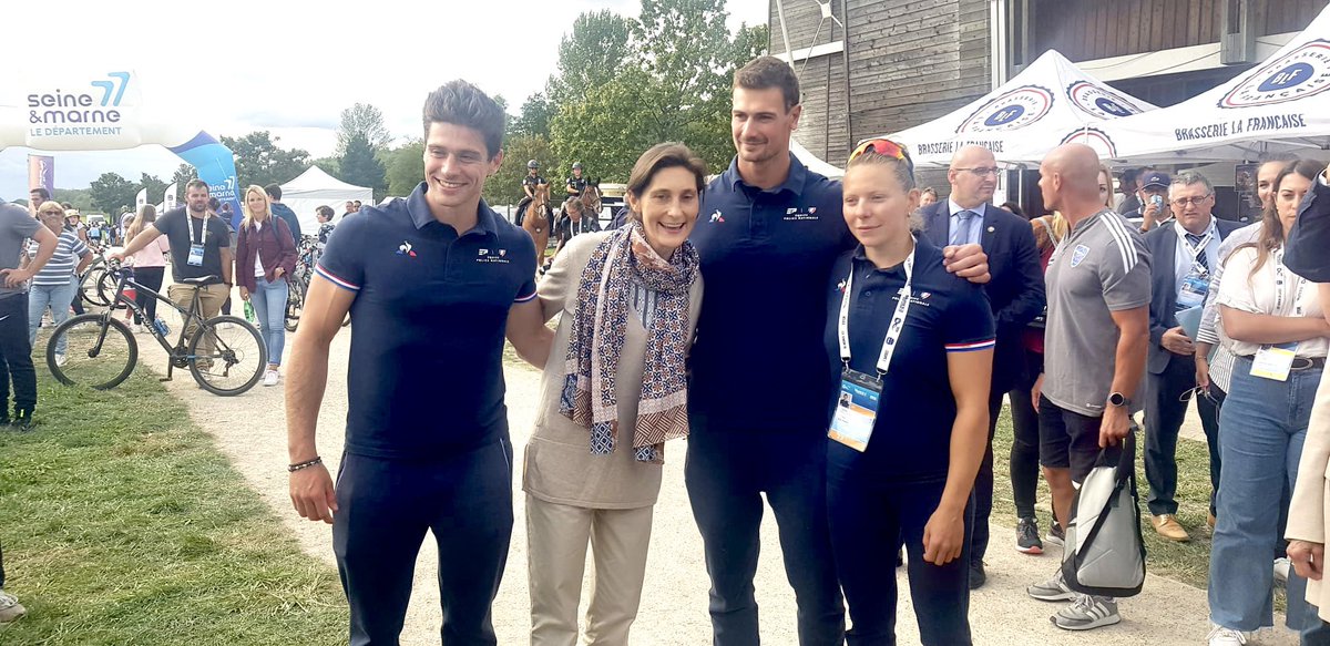 Police nationale tweet media