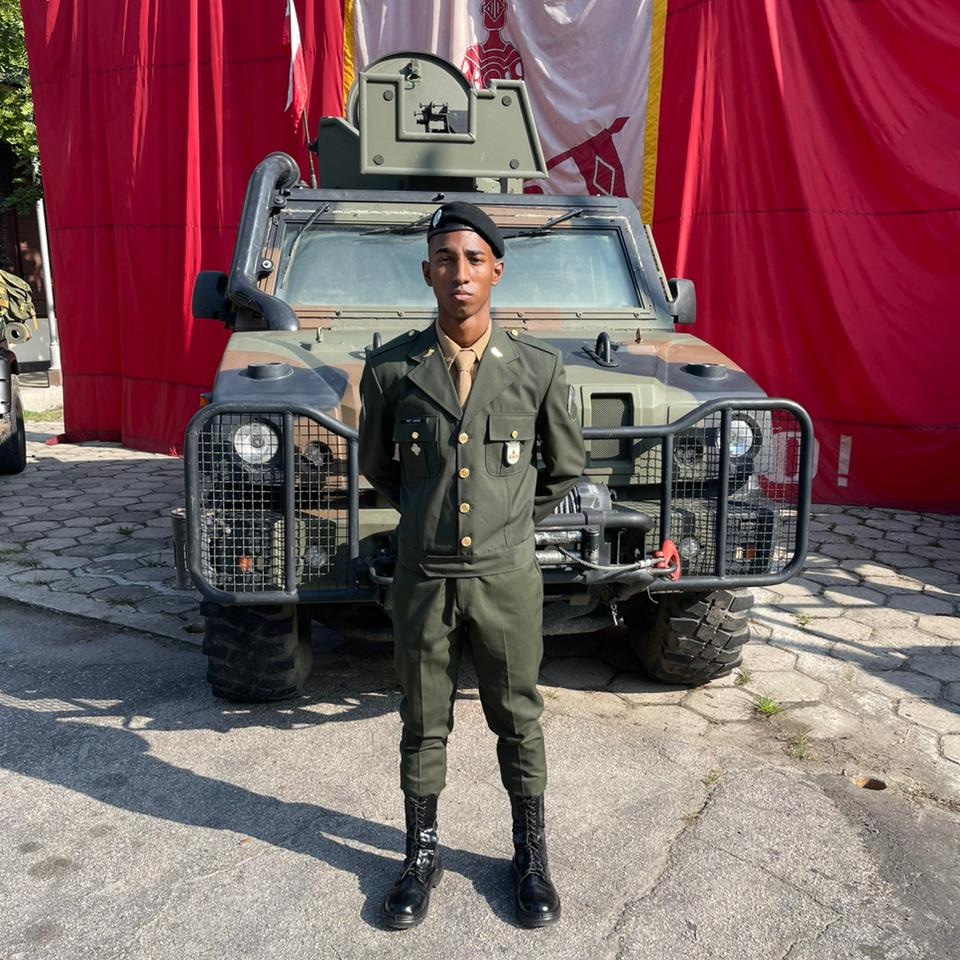 Lucaasdw2's tweet photo. Deus ainda realiza sonhos. 🙏🏾
3° sgt o cão nuclear.💪🏾🇧🇷☠️ https://t.co/MJWNEMiTjm