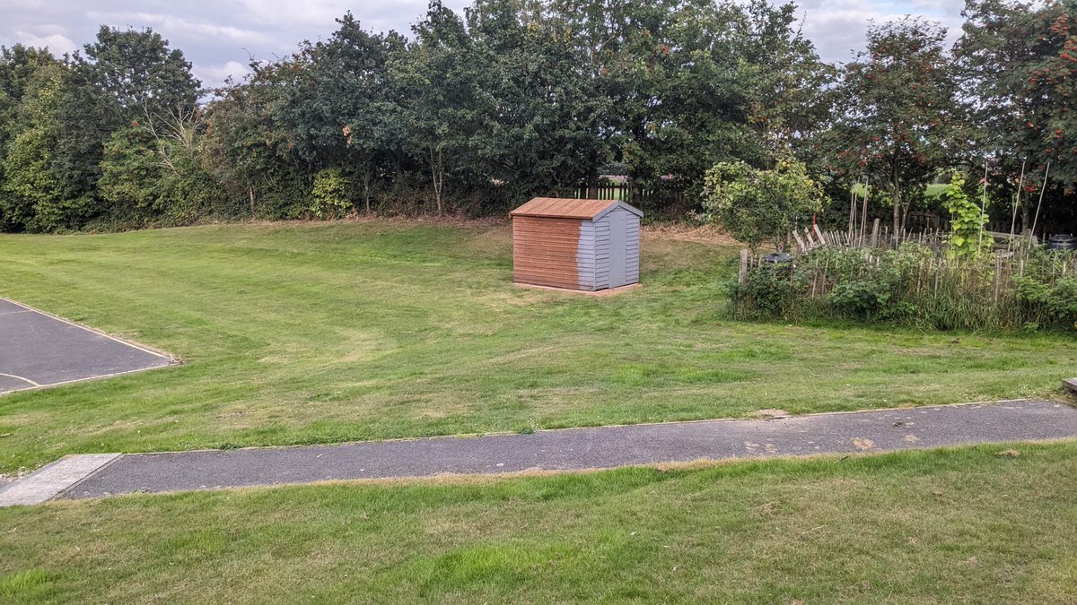 MrsJeansNHP's tweet image. Looking forward to welcoming back the children on Monday 4th September. 

Lots of work has been completed over the summer. Thankyou to everyone who has helped.

#newroof #forestschool  

@NurseryHillEYFS @nursery_hill