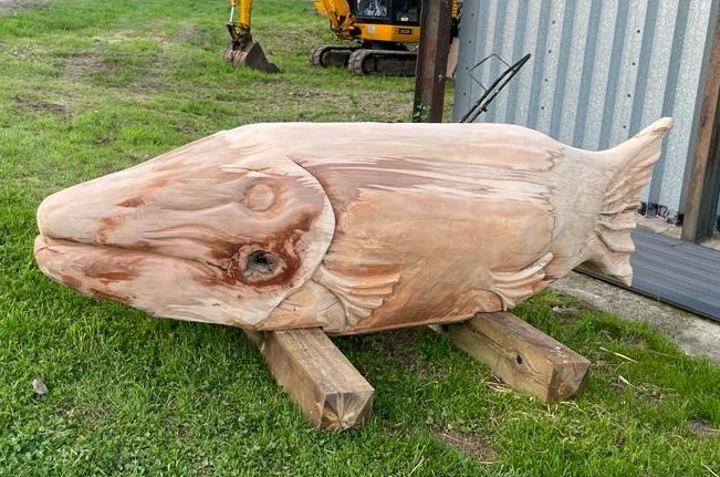 charlesjamesfox's tweet photo. Happy Burghley XC day! Tip your hat at the fat man, dont get lost at The Maltings and beware of the fish! @Burghley_HT #ByPatch https://t.co/gCwMB6kHH6