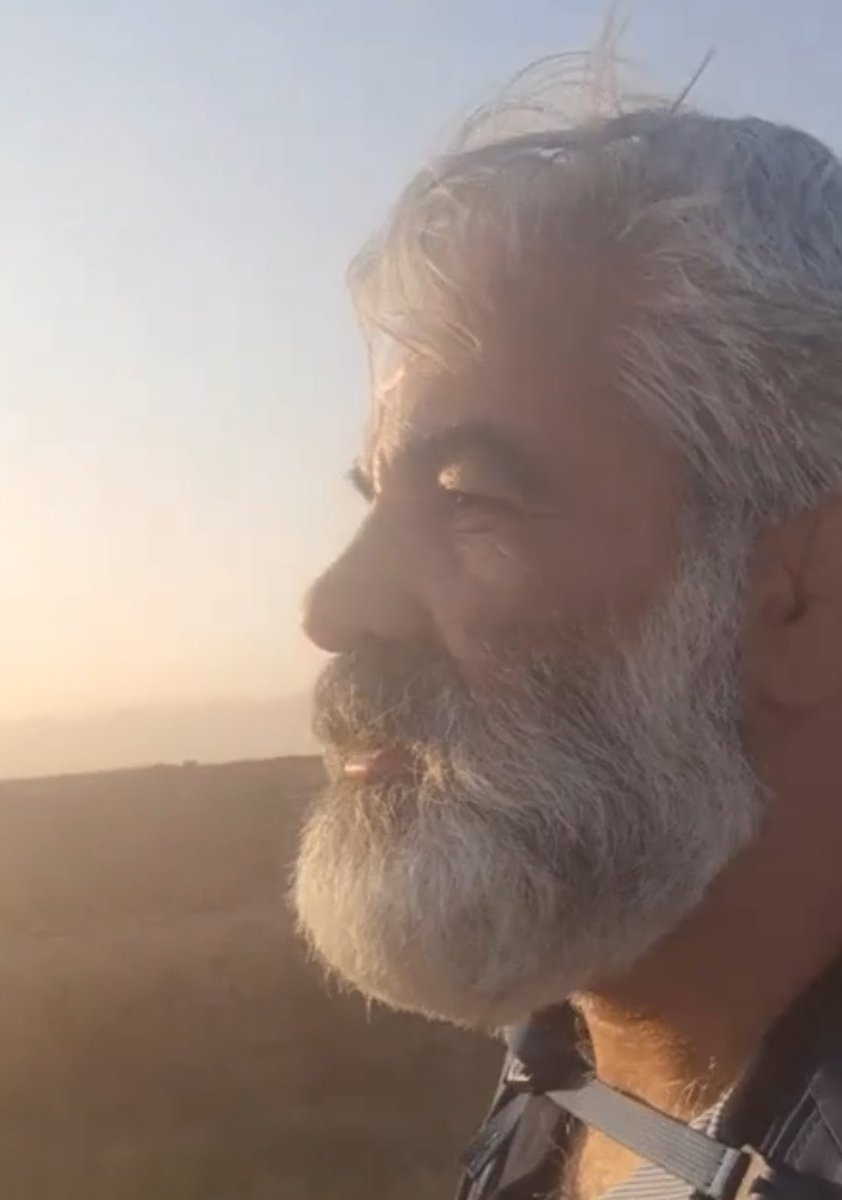 تا زمانی که #ماشالله_کرمی  پدر ایران رو آزاد نکنید دست بردار نخواهیم بود و اسمش را فریاد میزنیم.
#ماشالله_کرمی_کجاست ؟