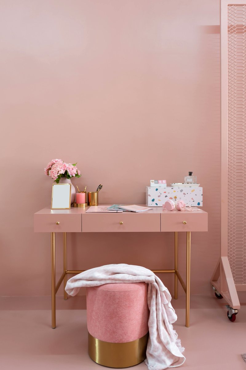 Zephyr from the Pantone Prestige range by @fleetwoodpaints is a bluish pink and a firm favourite from interior designer Roisin Lafferty's Greenery colour palette. The dustiness of Pantone 'Zephyr' is complemented by natural materials such as copper, timber or brick.