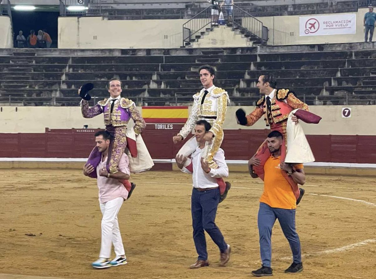 soyRayden's tweet image. Gracias @JudithPiquet por acercar a los alcalaínos la verdadera cultura.