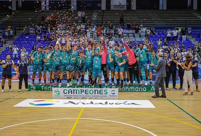 Legión Pontana tweet media