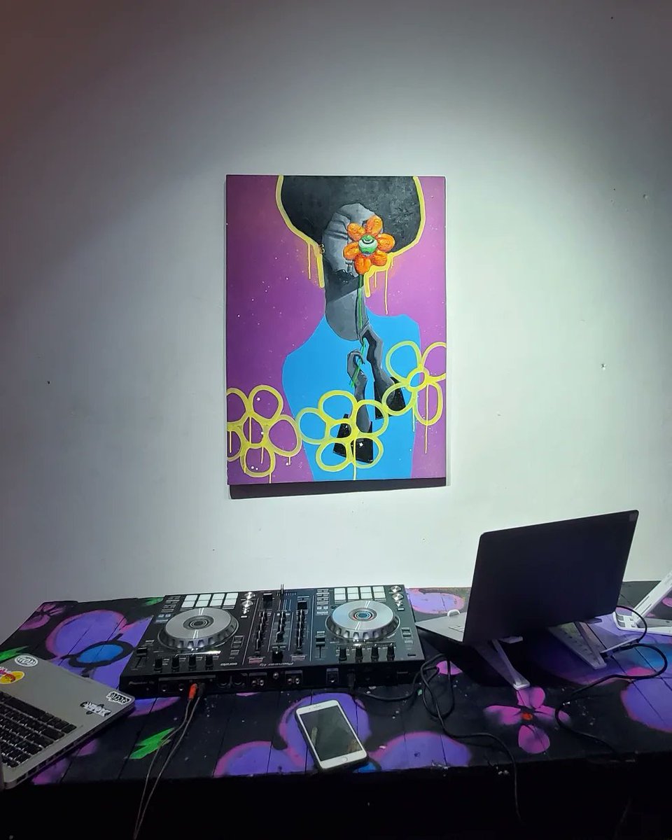 creatus_mssngr's tweet photo. The feeling is purple 💜 https://t.co/N9KIcfdlcQ