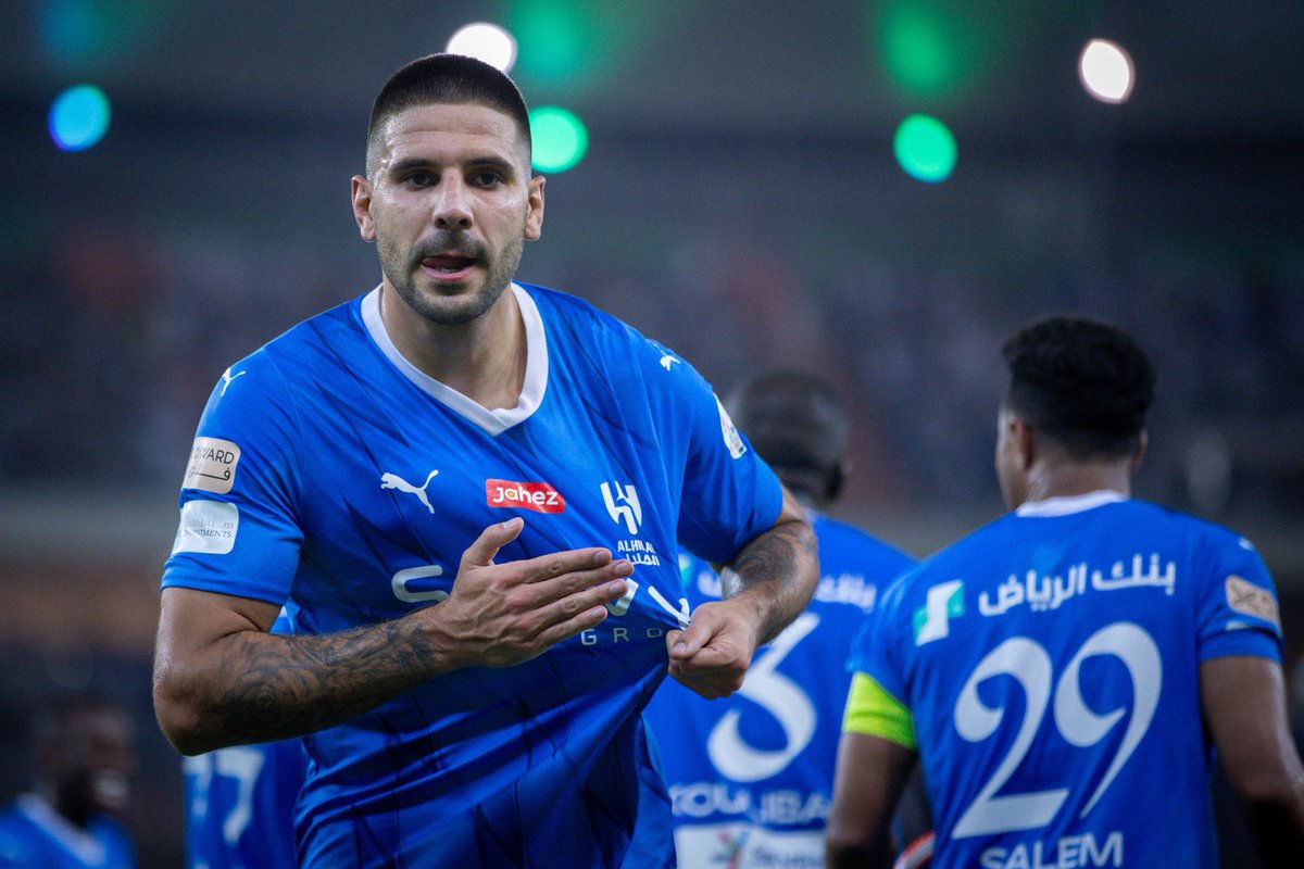#ميتروفيتش
قسم بالله قفل ملفات الاتحاد كلها 🤍💙👍🏻