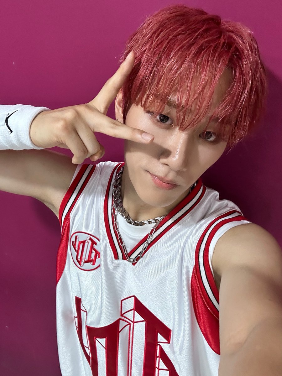 TIOT_NOW's tweet photo. [민성] 
음악중심 🫰🏻❣️

#김민성 #KIMMINSEOUNG
#TIOT #티아이오티 
#TIOT_PreDebut #백전무패 https://t.co/XyEiLPetzm