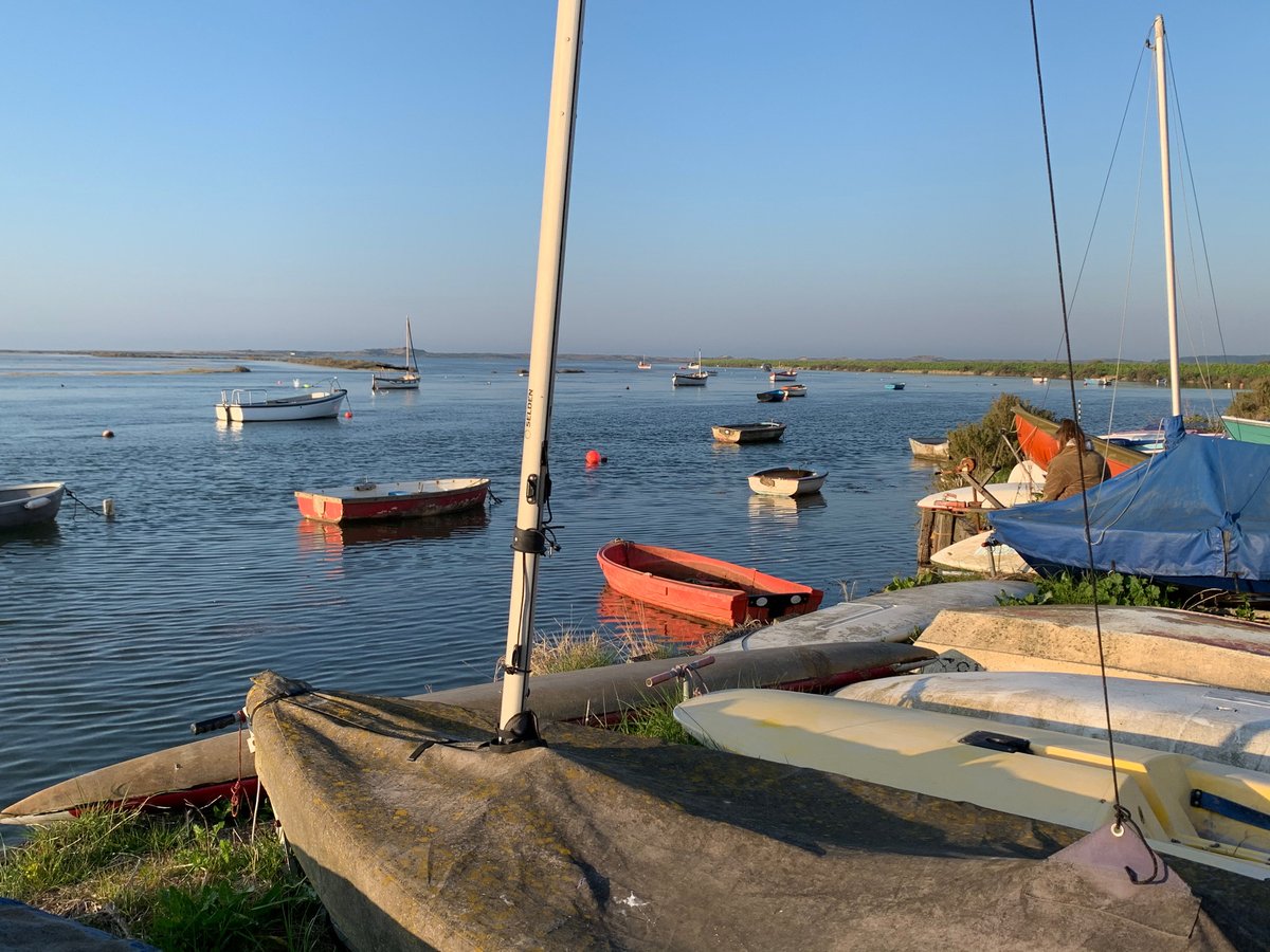 RetroCampers tweet media