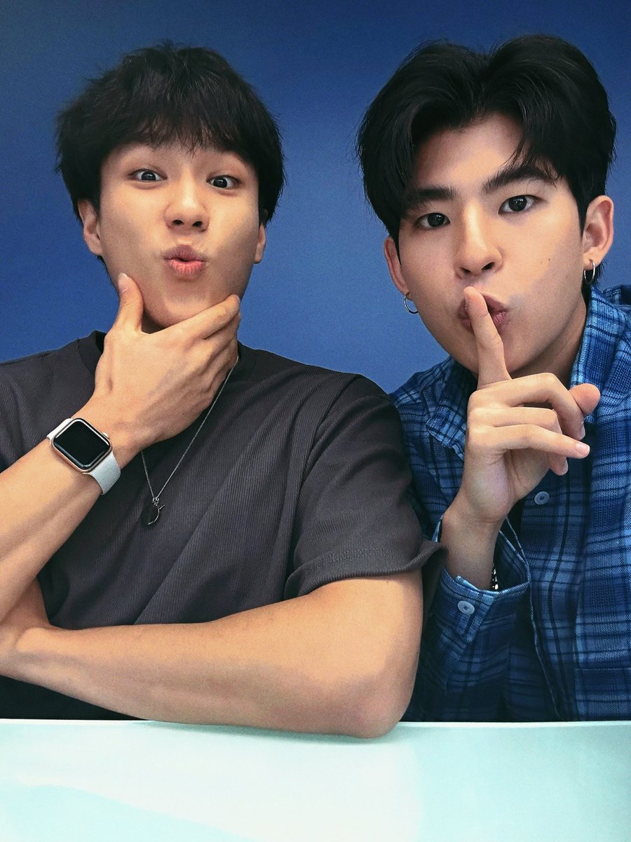 สีหน้าหลังดู #OnlyFriendsSeriesEP4 คืนนี้ อาการมันเป็นยังไงไหนบอกหมอสิ แต่ละคู่เค้าทำหน้ามางี้ เอาไงอ่ะ 20.30 น. เลยได้ยังเตงงงงง 

#OnlyFriendsSeries
#GMMTV