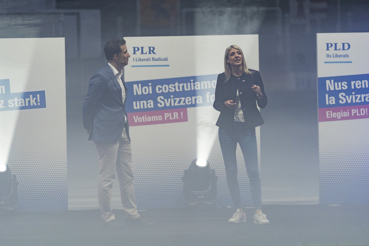 PLR_Suisse's tweet image. Petite compétition entre nos vice-présidents @alessan_gia et @AndreaCaroniAR. 🏆 Gagnera celui qui citera le plus grand succès du PLR pour la Suisse. Ils sont intarissables ! Ce qu'ils souhaitent surtout pour notre pays, c'est une vague bleue 🌊 le 22 octobre. #EF2023 #VotonsPLR