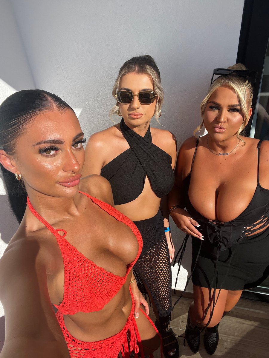 Megan tweet media