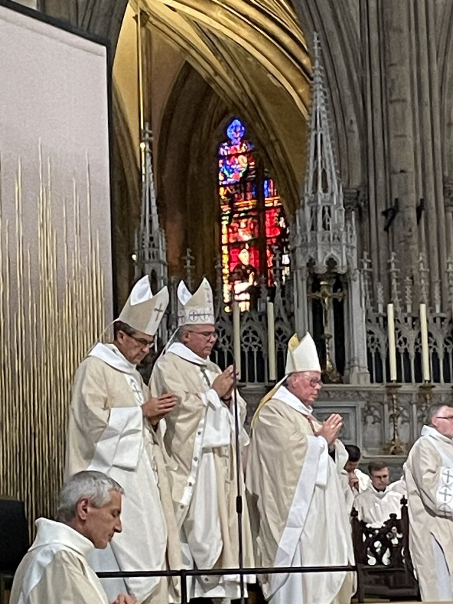 Eglise de Moselle tweet media