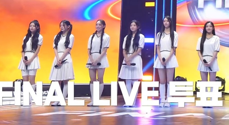 illyseo's tweet image. I'll-it's first group photo... FATED SINCE THE BEGINNING